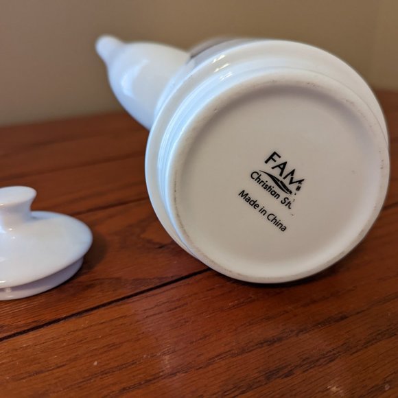 Trust in the Lord Black & White Teapot/Coffee Pot Proverbs 3:5 Pitcher - Picture 11 of 12